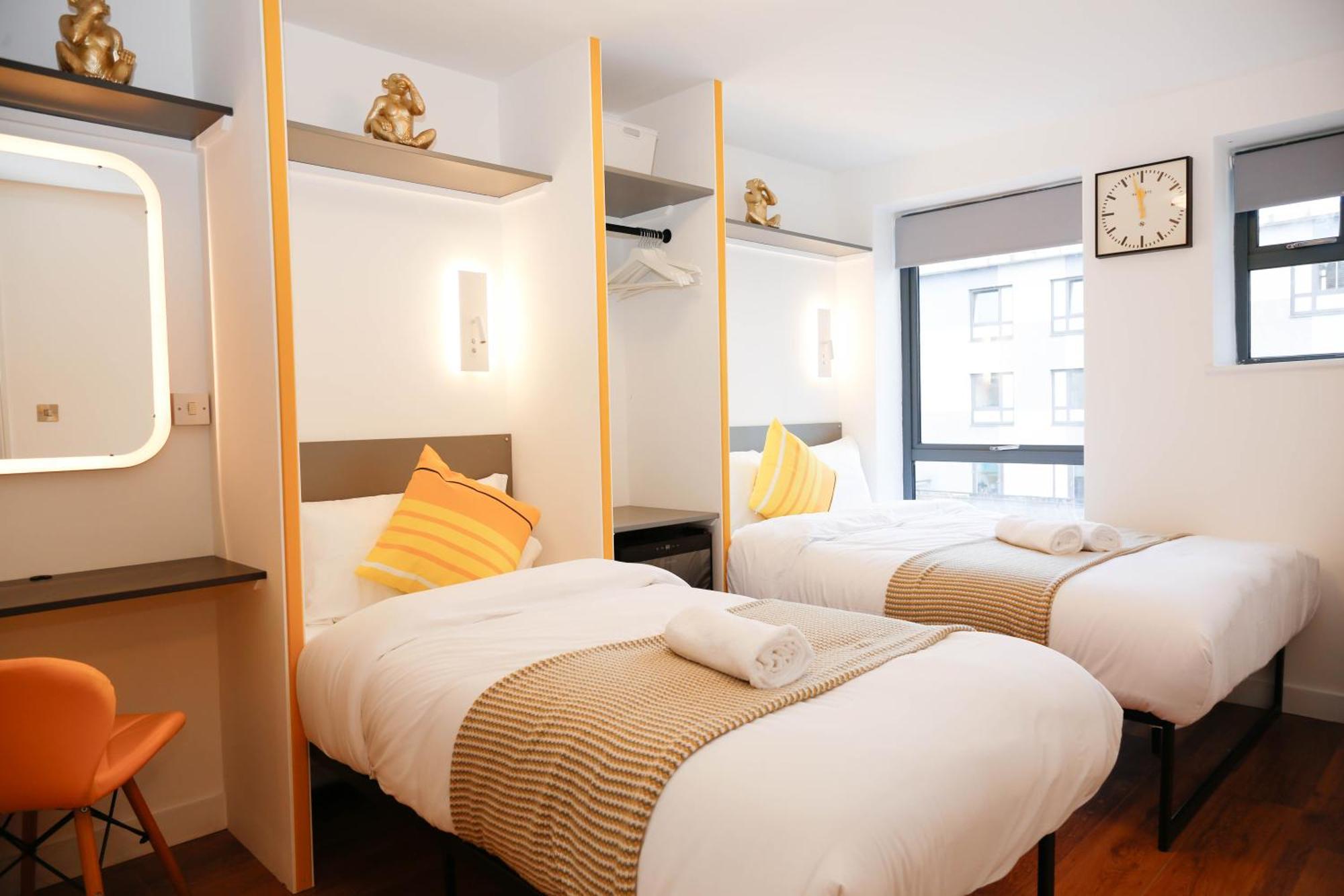 New Luxury Apartments In Central Location Next To Shops, Cafes, Bars & Metro 伦敦 外观 照片
